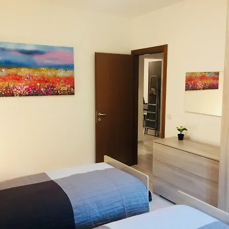 The Pearl - Of The Spots In Apartment